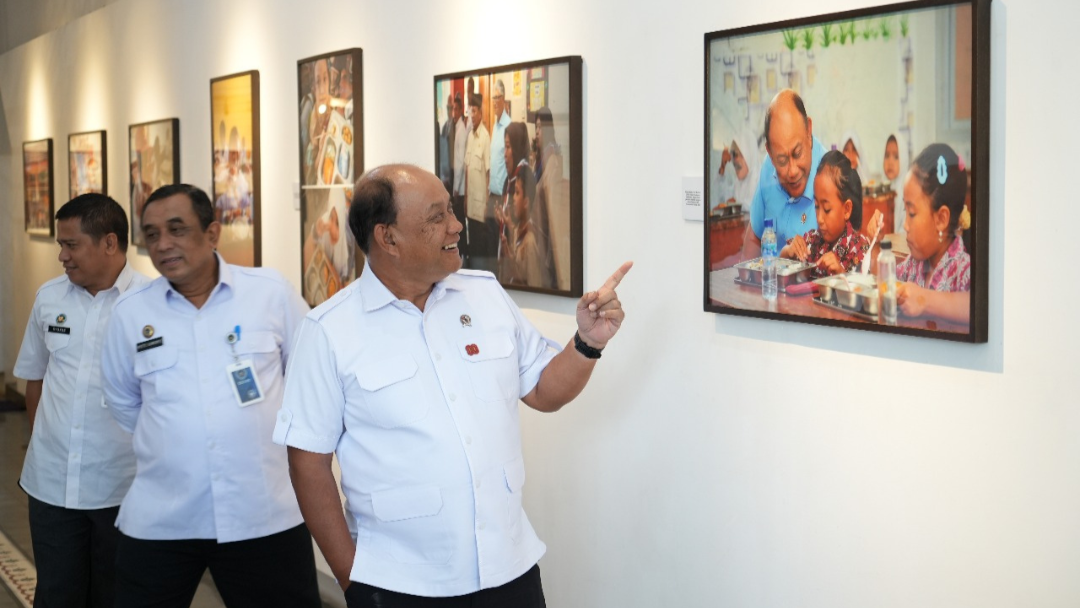 Kepala Badan Gizi Nasional Aceh Tamiang Apresiasi Pameran Fotografi Satu Tahun BGN Aceh Tamiang